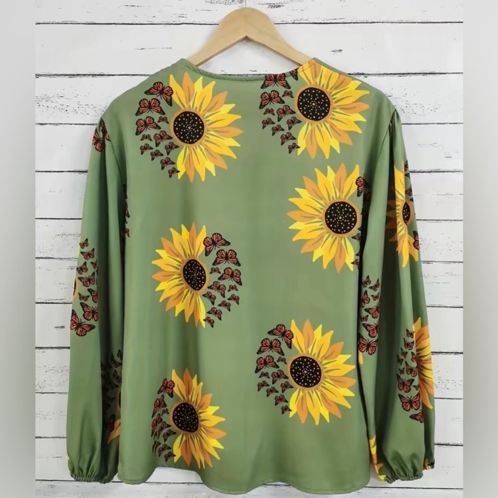 Sunflower Print Green Blouse - Picture 2 of 5